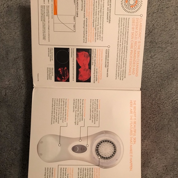 Clarisonic - Picture 2 of 3